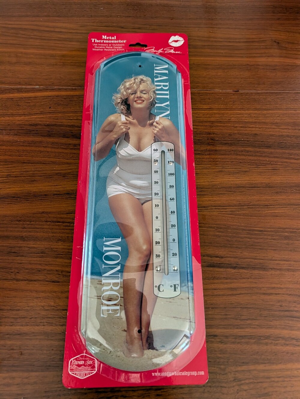 Marilyn Monroe Pin Up Style Metal Thermometer New
